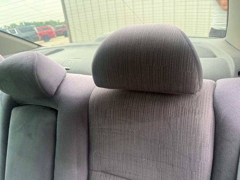 Honda Accord LX sedan AT 2011