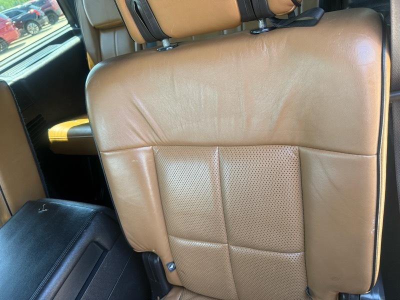 Lincoln Navigator 4WD 2011
