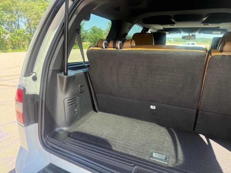 Lincoln Navigator 4WD 2011