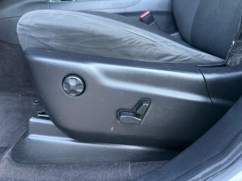 Jeep Grand Cherokee Laredo 4WD 2011