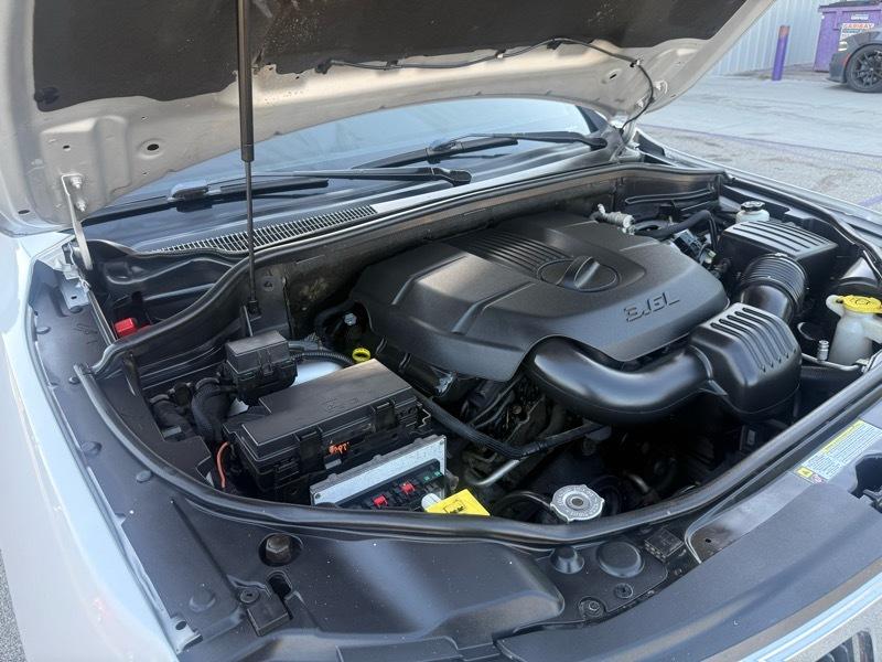 Jeep Grand Cherokee Laredo 4WD 2011
