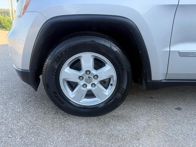Jeep Grand Cherokee Laredo 4WD 2011