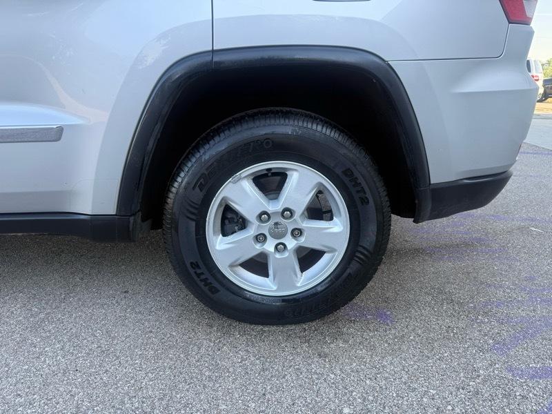 Jeep Grand Cherokee Laredo 4WD 2011