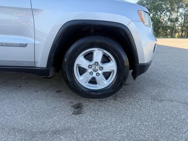 Jeep Grand Cherokee Laredo 4WD 2011
