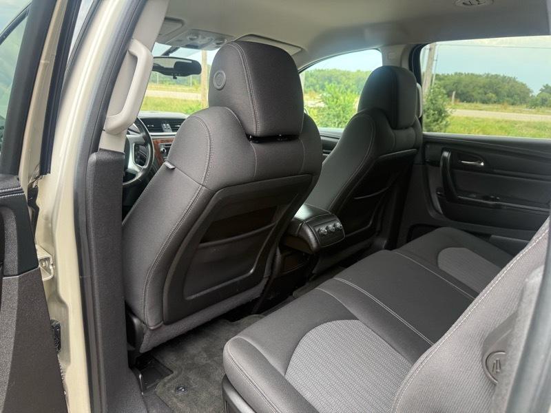Chevrolet Traverse 1LT AWD 2013
