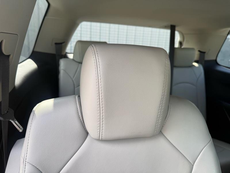 GMC Acadia SLT-2 AWD 2010