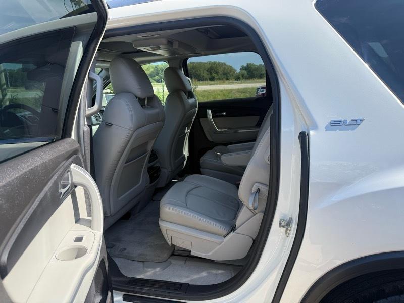 GMC Acadia SLT-2 AWD 2010