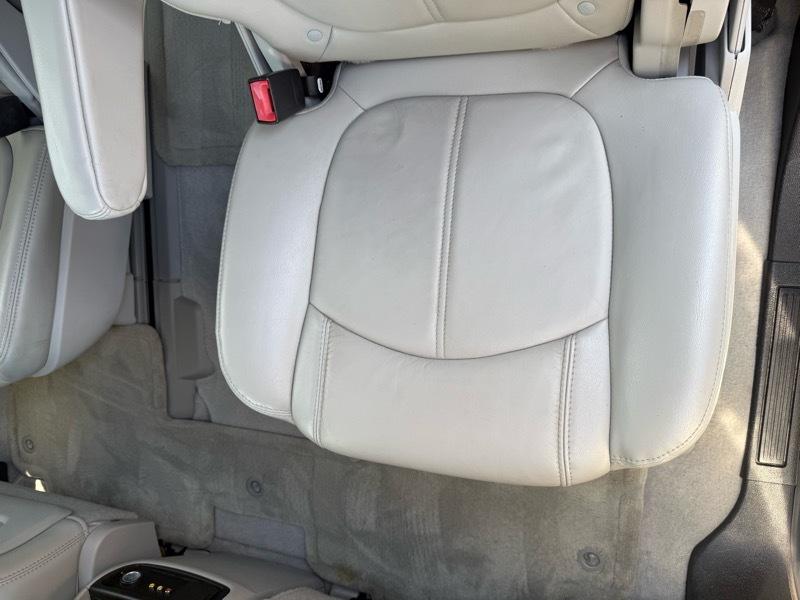 GMC Acadia SLT-2 AWD 2010