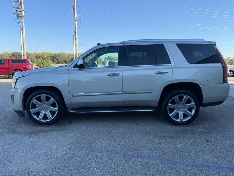 Cadillac Escalade Premium 4WD 2015