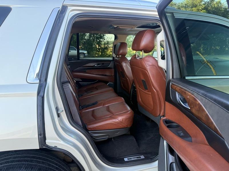 Cadillac Escalade Premium 4WD 2015