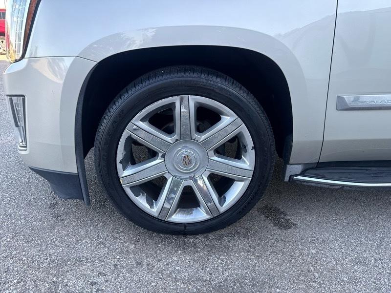 Cadillac Escalade Premium 4WD 2015
