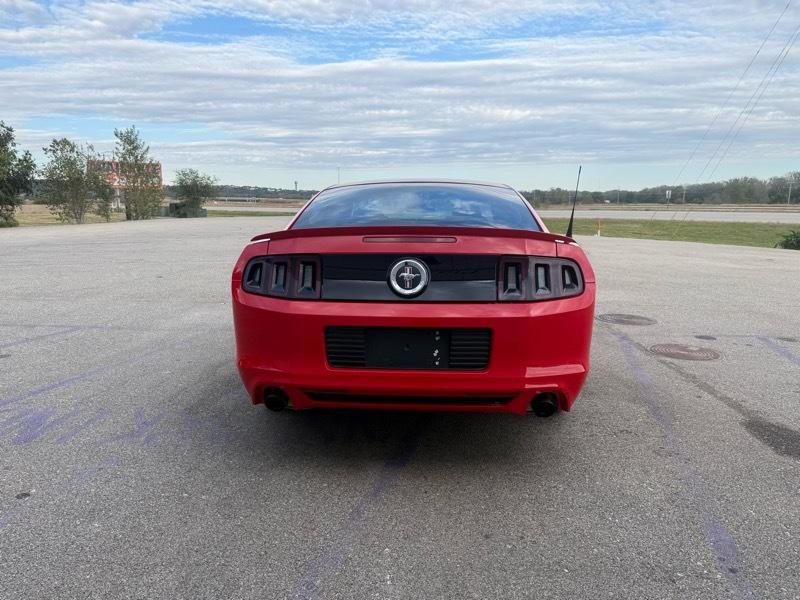 Ford Mustang V6 Coupe 2014
