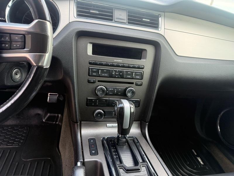 Ford Mustang V6 Coupe 2014