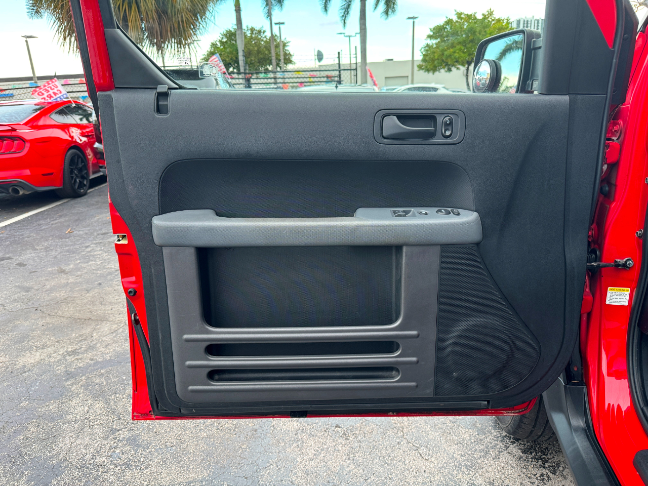 Honda Element EX 2WD 4-spd AT 2005