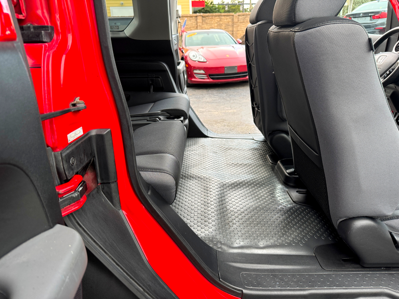 Honda Element EX 2WD 4-spd AT 2005