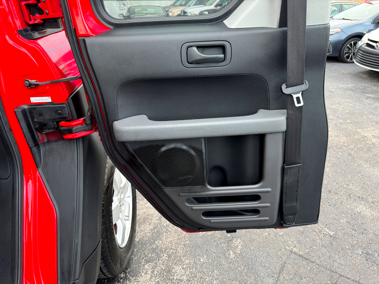 Honda Element EX 2WD 4-spd AT 2005