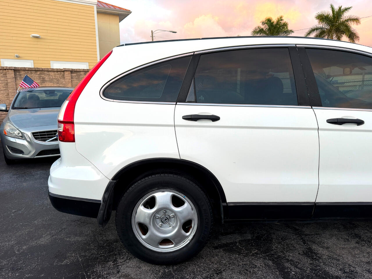 Honda CR-V LX 2WD 5-Speed AT 2010