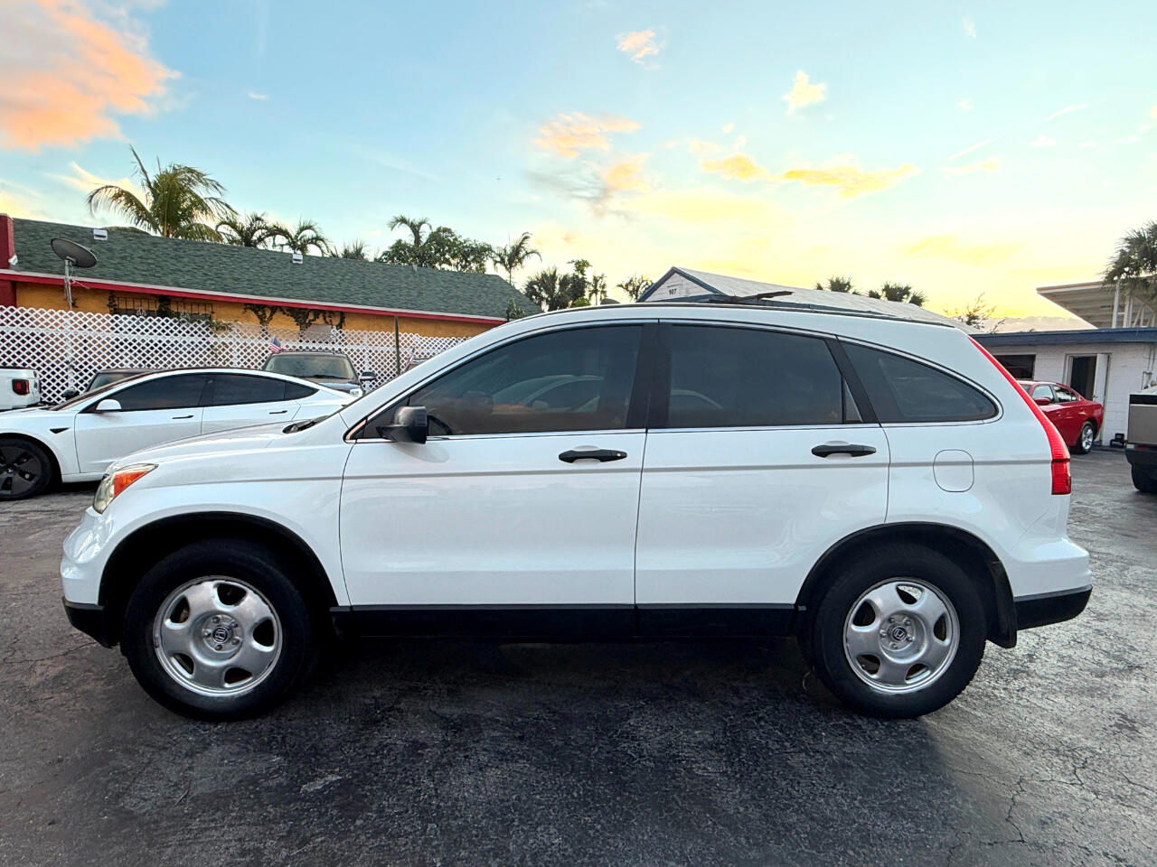 Honda CR-V LX 2WD 5-Speed AT 2010