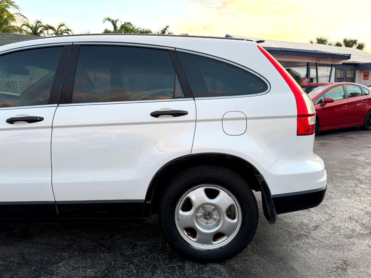Honda CR-V LX 2WD 5-Speed AT 2010