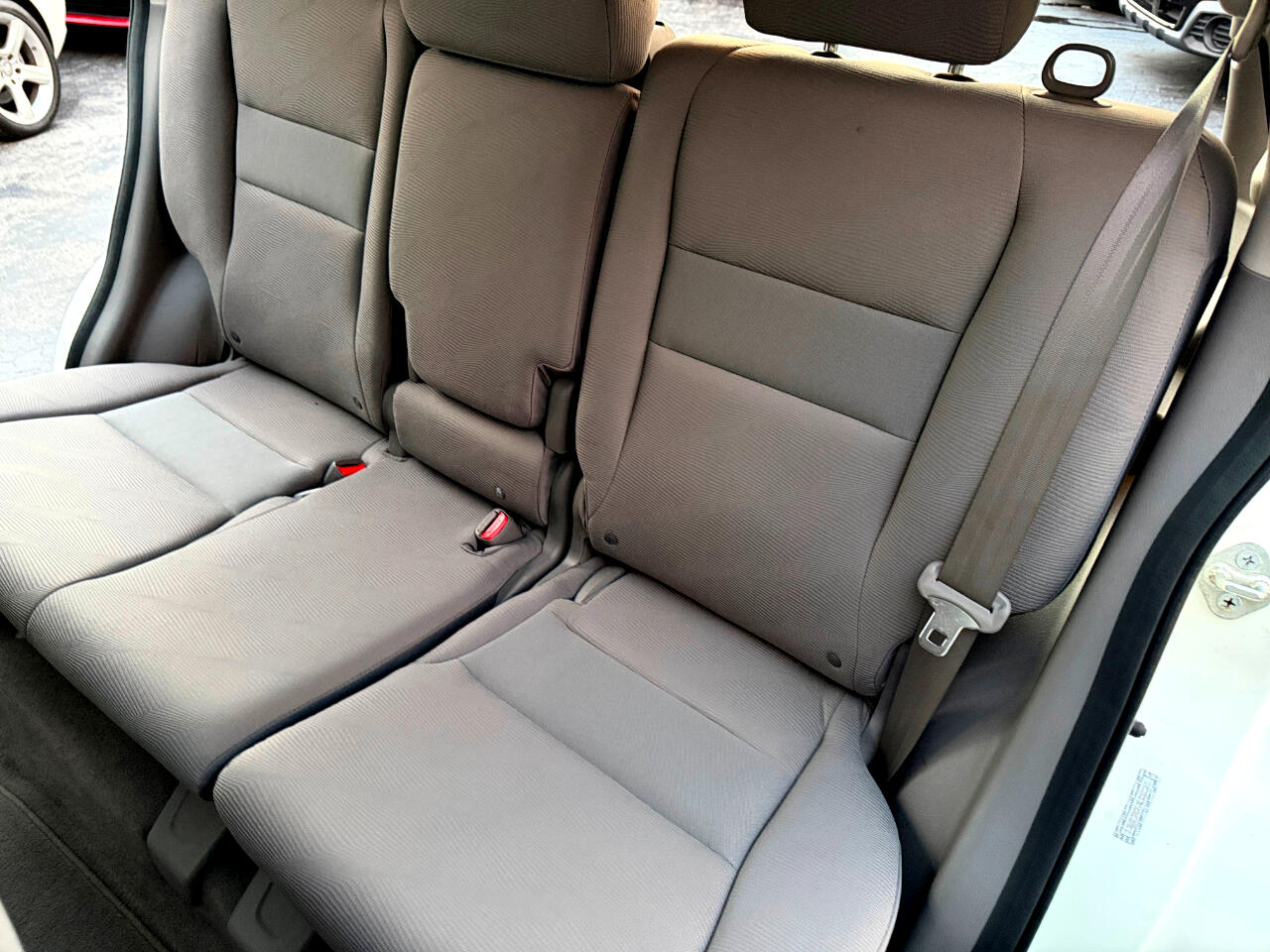 Honda CR-V LX 2WD 5-Speed AT 2010