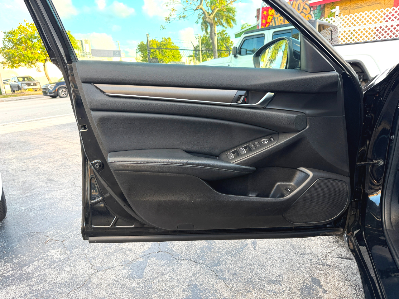 Honda Accord LX CVT 2018