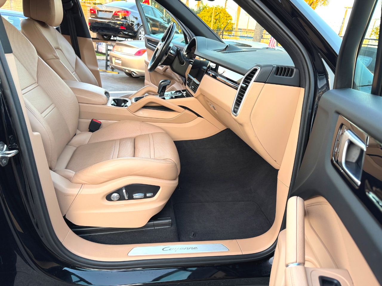 Porsche Cayenne Base 2020