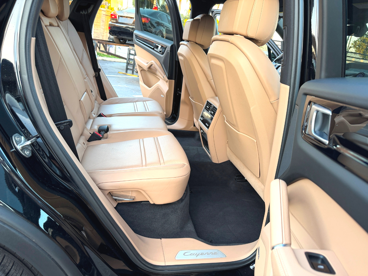 Porsche Cayenne Base 2020