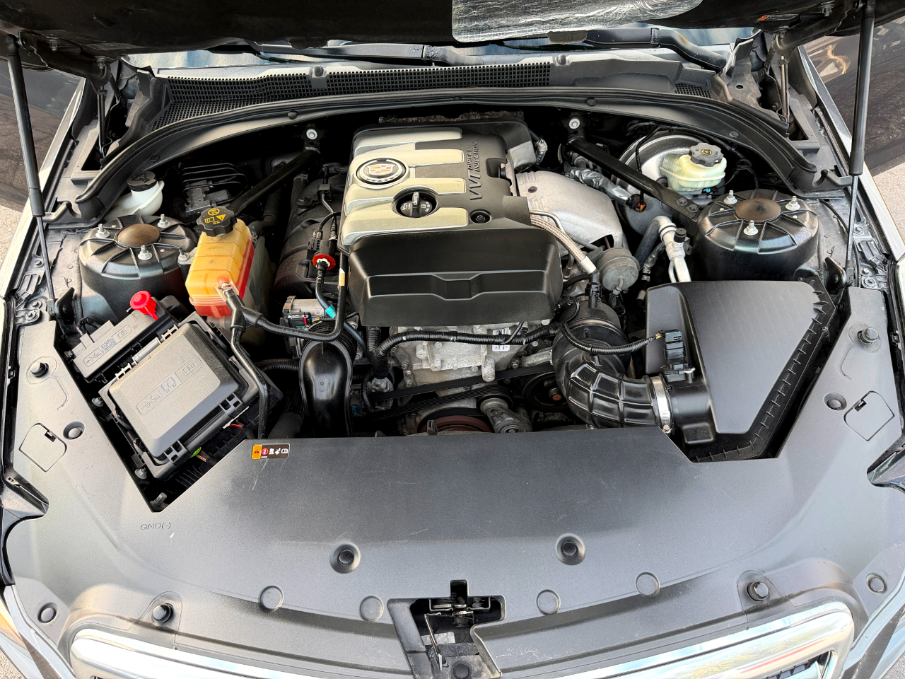 Cadillac ATS 2.0L Luxury RWD 2013