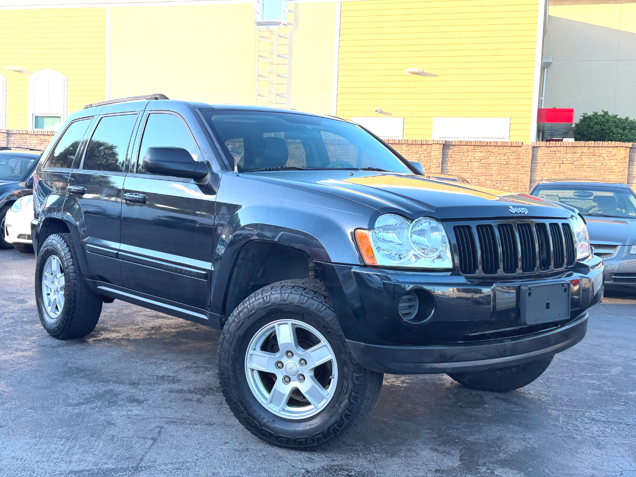 Jeep Grand Cherokee Laredo 2WD 2006