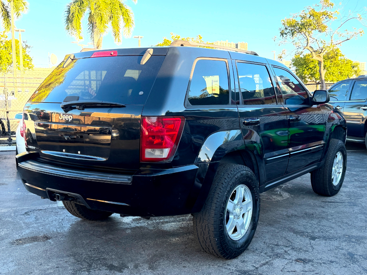 Jeep Grand Cherokee Laredo 2WD 2006