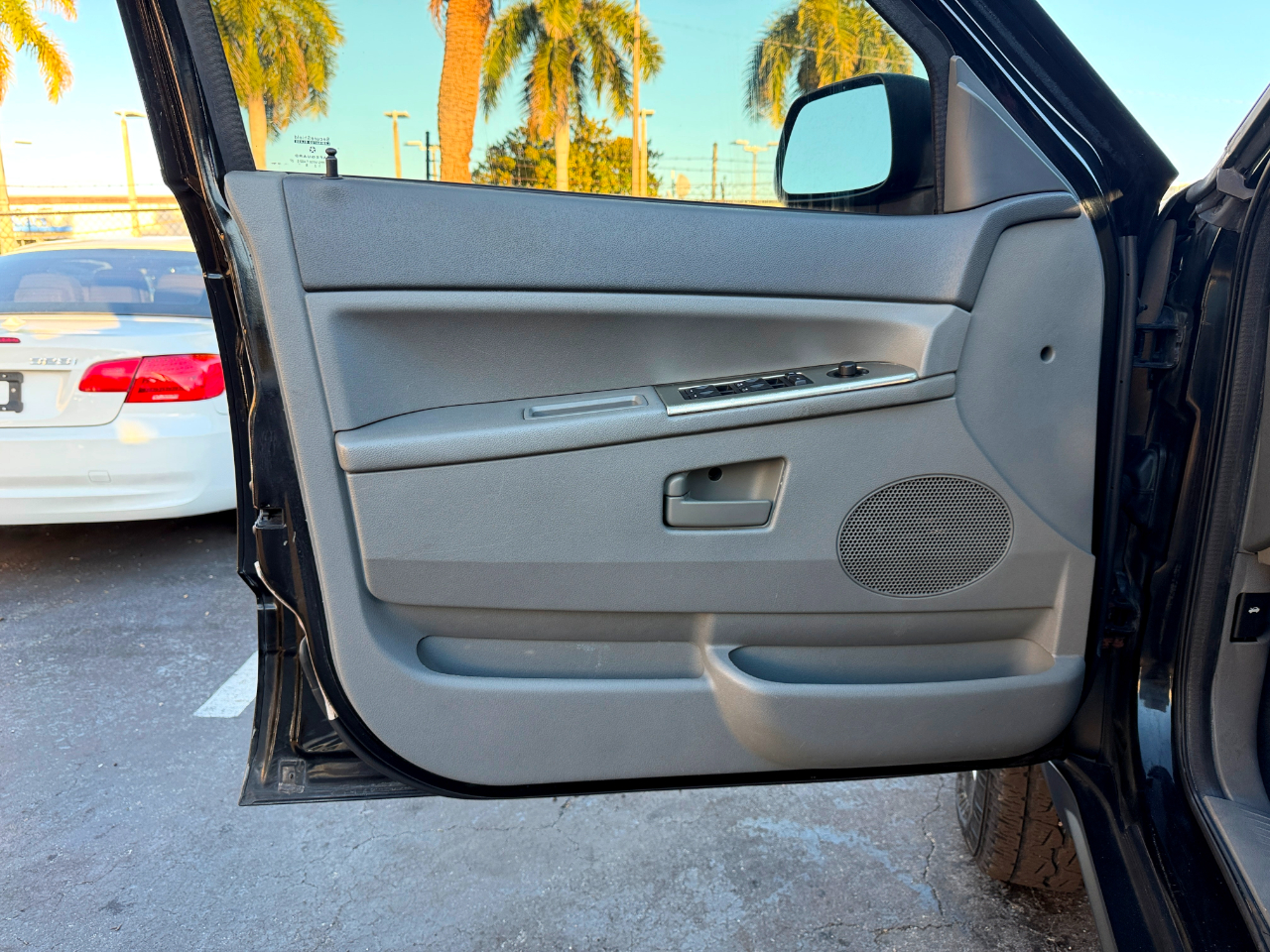 Jeep Grand Cherokee Laredo 2WD 2006