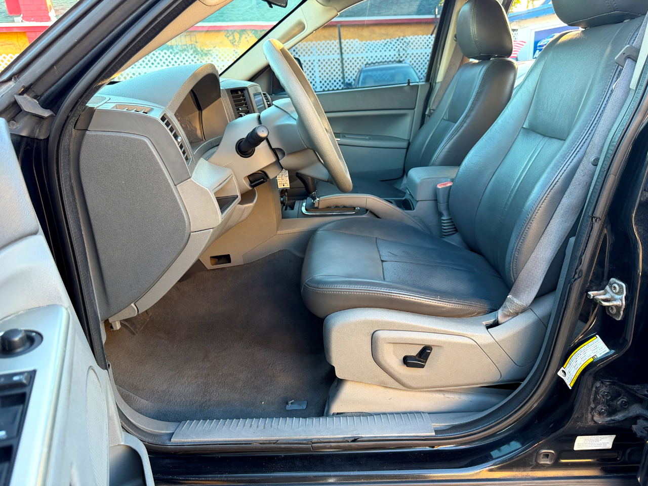 Jeep Grand Cherokee Laredo 2WD 2006