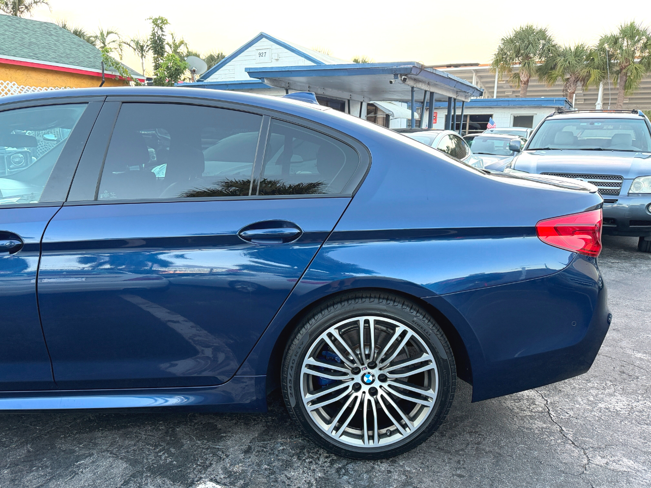 BMW 5-Series M550i xDrive 2019