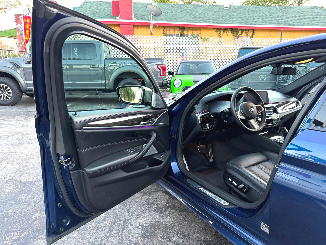 BMW 5-Series M550i xDrive 2019