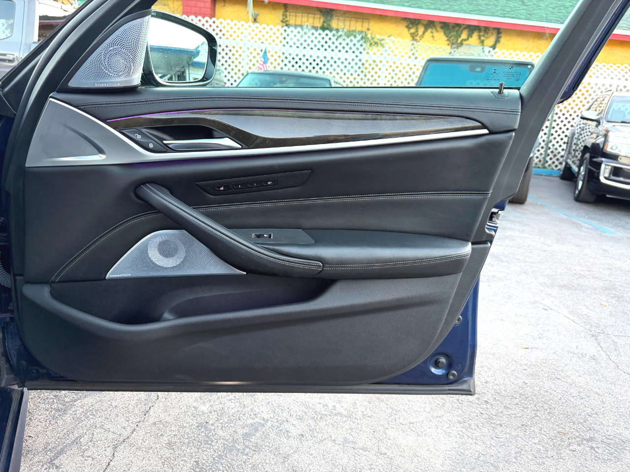 BMW 5-Series M550i xDrive 2019