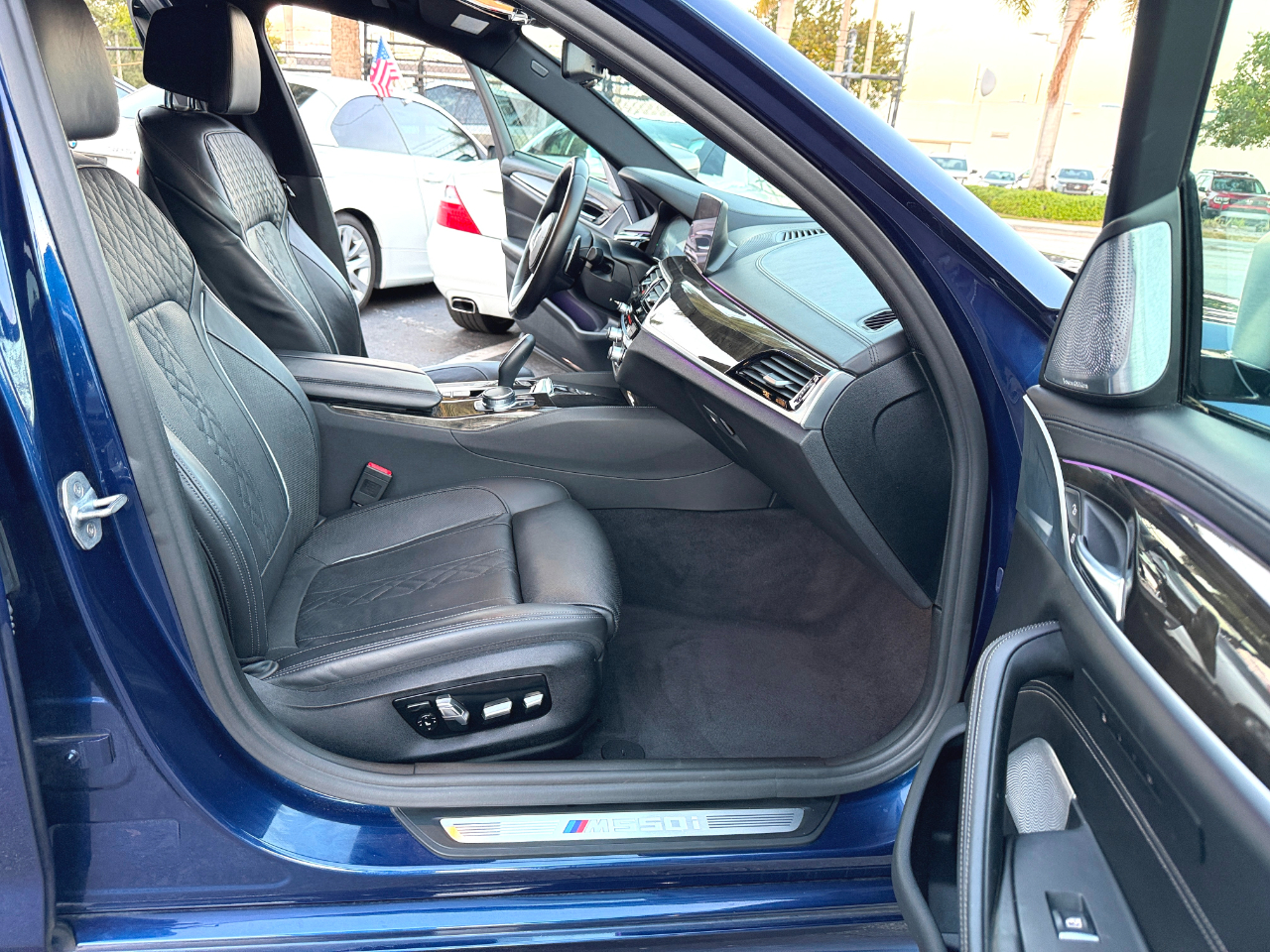 BMW 5-Series M550i xDrive 2019