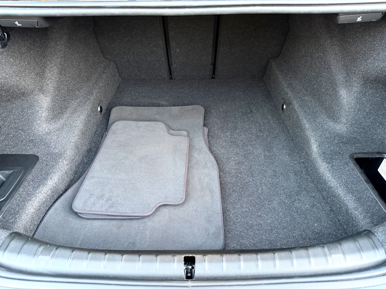 BMW 5-Series M550i xDrive 2019