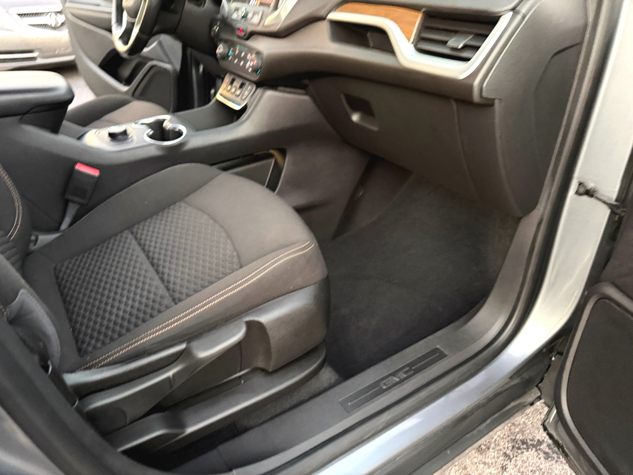 GMC Terrain SLE 2021