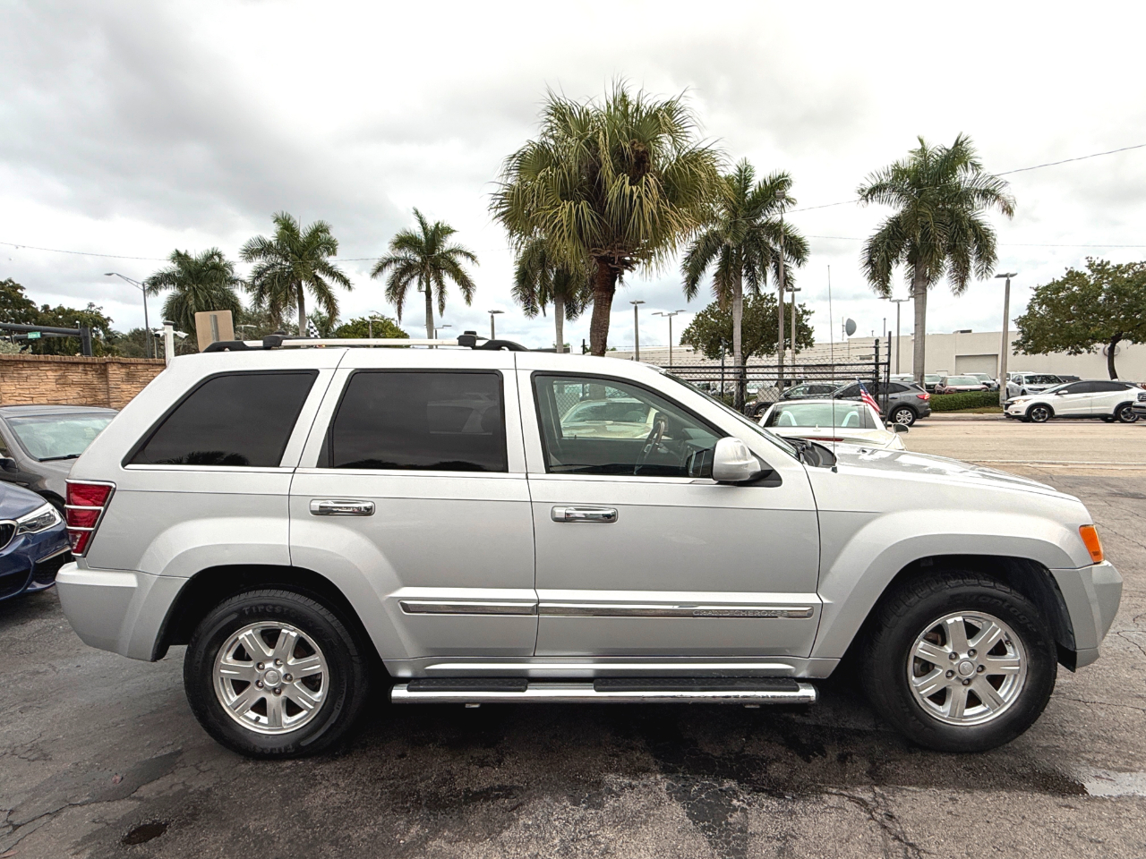 Jeep Grand Cherokee Overland 4WD 2009