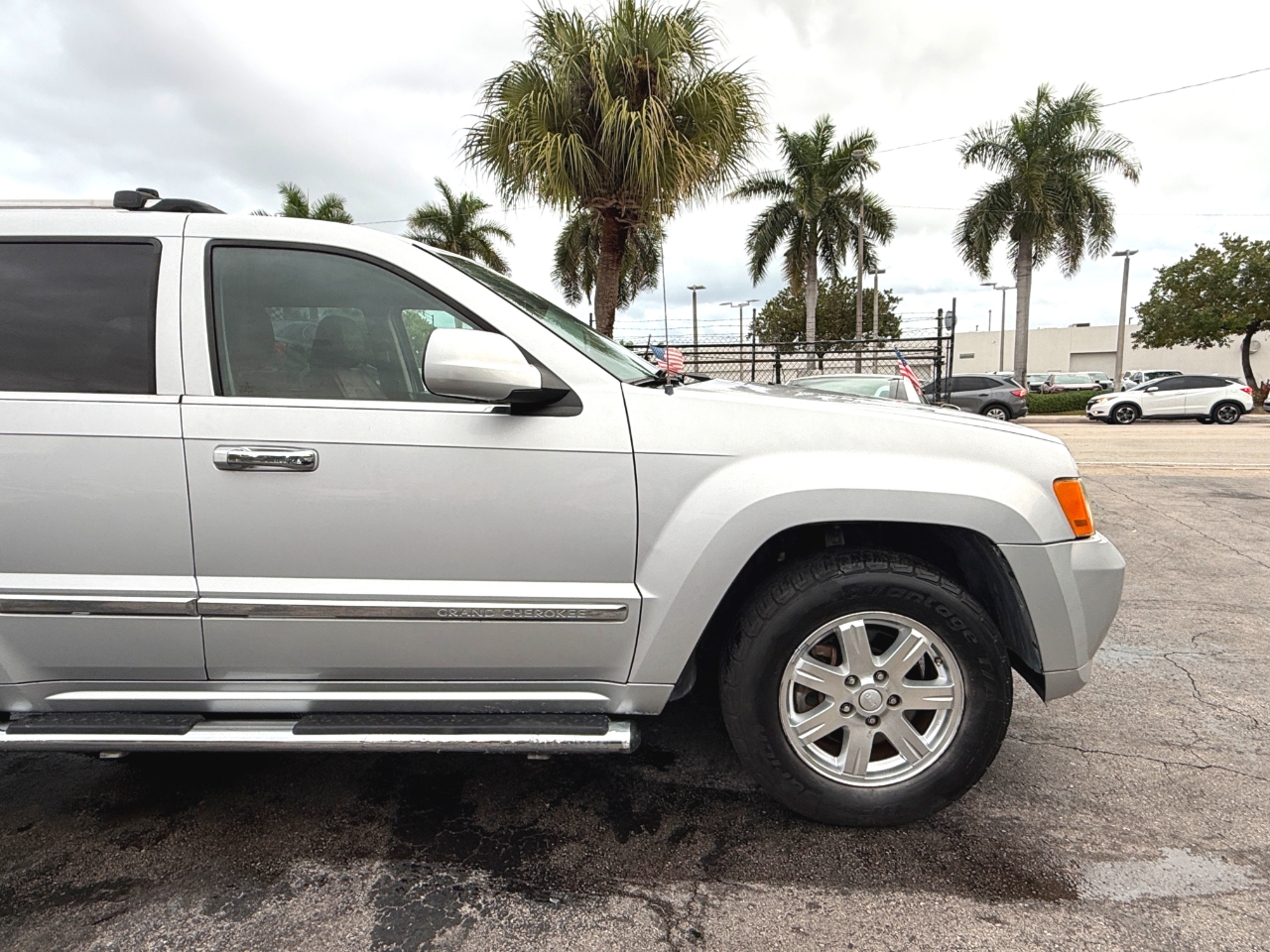 Jeep Grand Cherokee Overland 4WD 2009