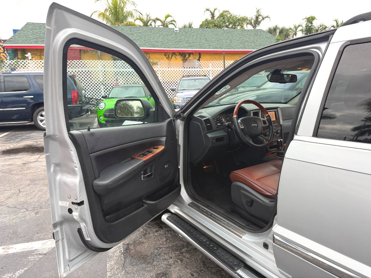 Jeep Grand Cherokee Overland 4WD 2009