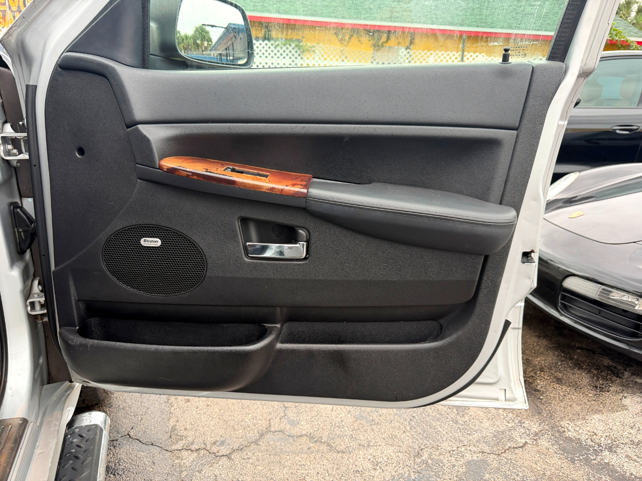 Jeep Grand Cherokee Overland 4WD 2009