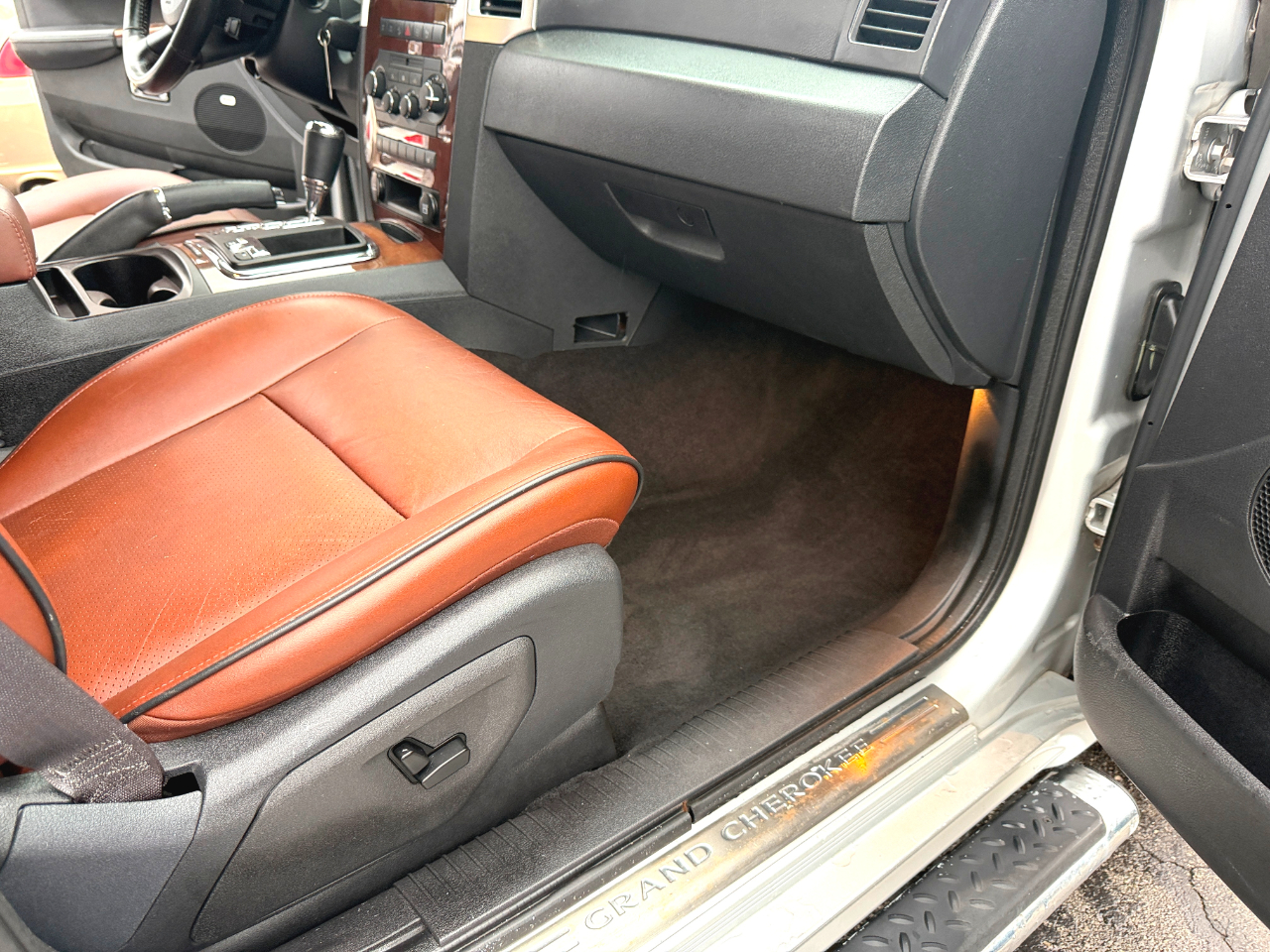 Jeep Grand Cherokee Overland 4WD 2009