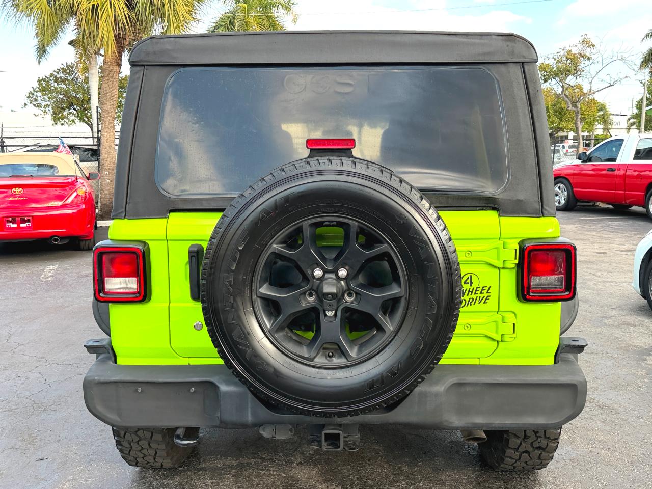 Jeep Wrangler Unlimited Sport 2021