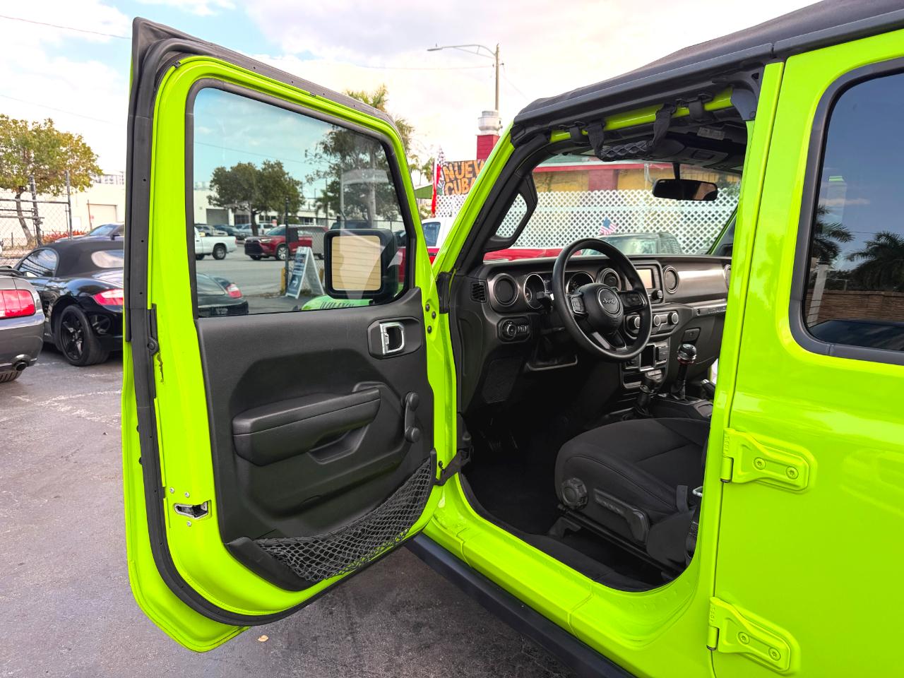 Jeep Wrangler Unlimited Sport 2021