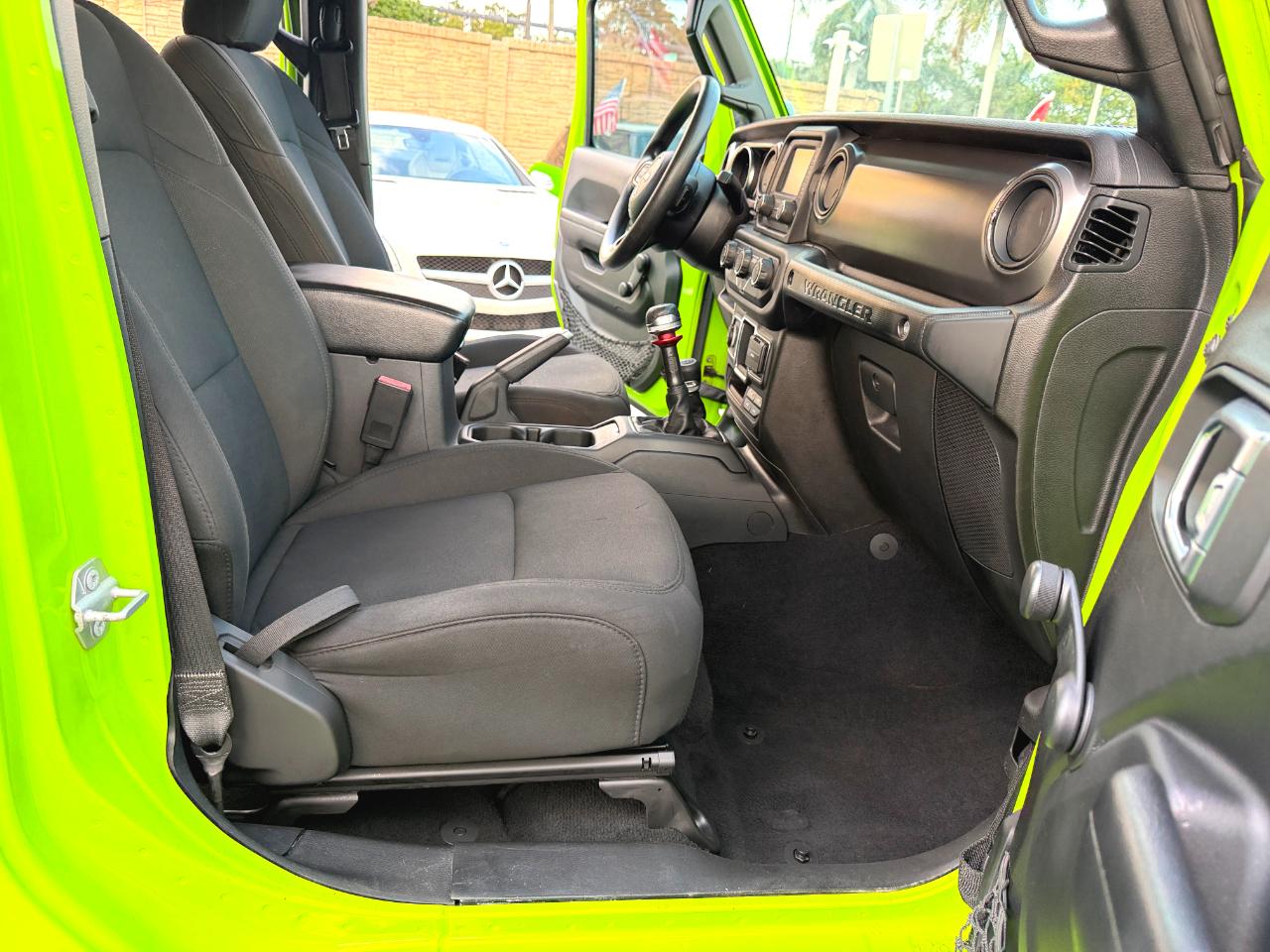 Jeep Wrangler Unlimited Sport 2021