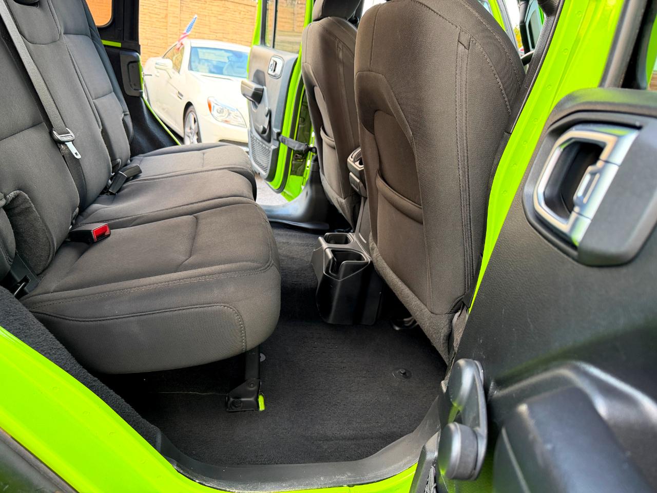 Jeep Wrangler Unlimited Sport 2021