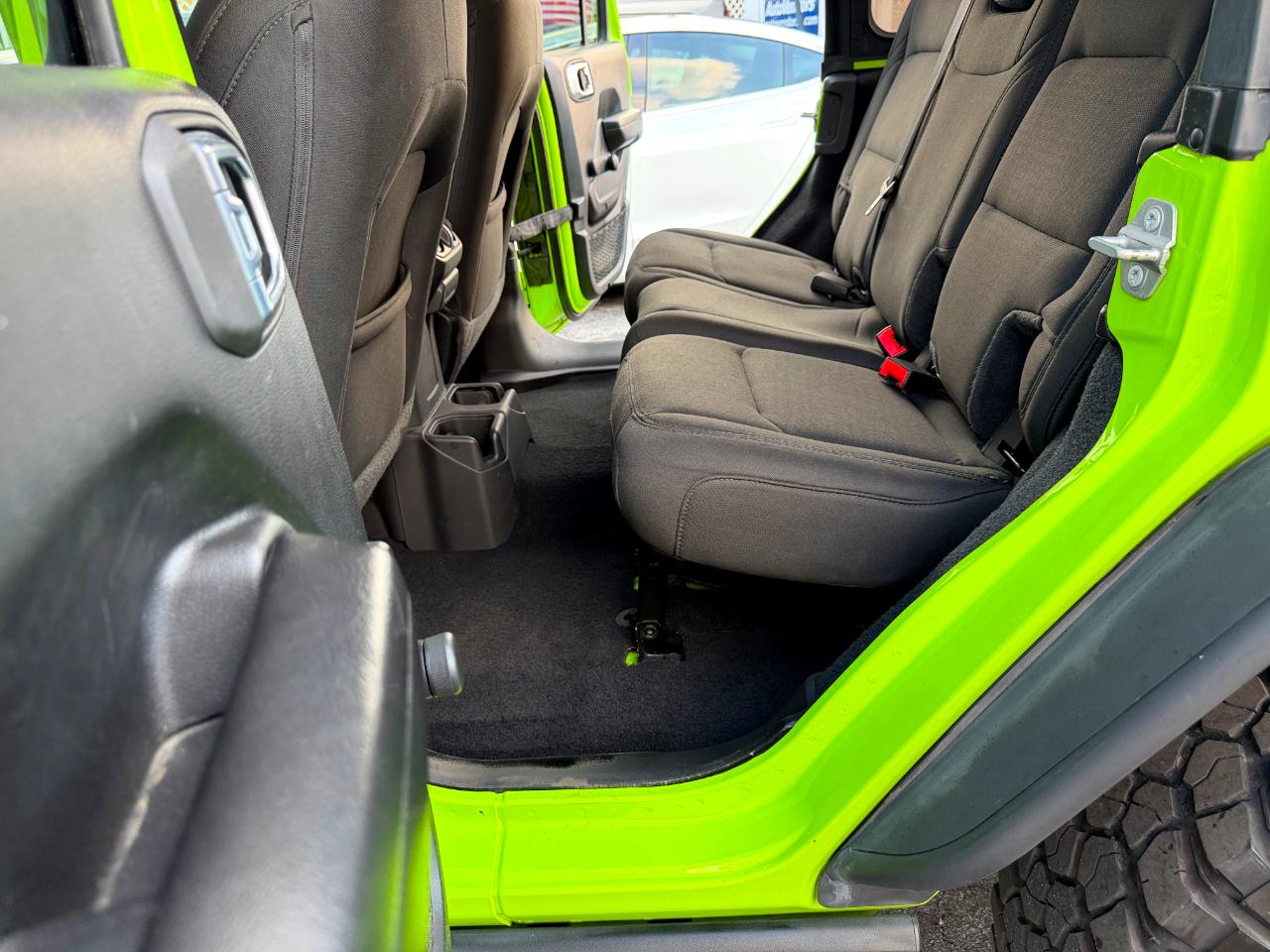 Jeep Wrangler Unlimited Sport 2021