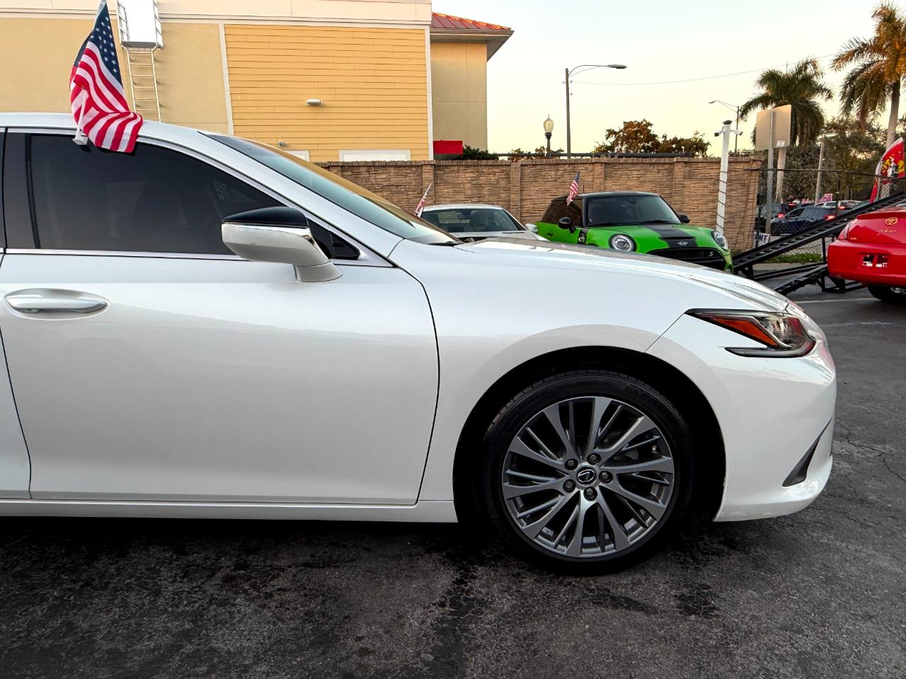 Lexus ES 300h Base 2019