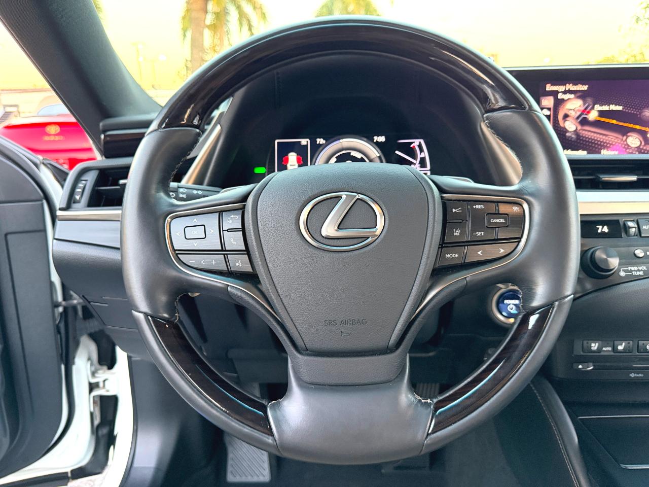 Lexus ES 300h Base 2019